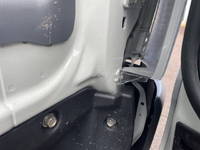 三菱ふそうキャンター平ボディ小型（2t・3t）[写真25]