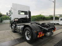 UDトラックスクオントレーラーヘッド（トラクターヘッド）大型（10t）[写真04]