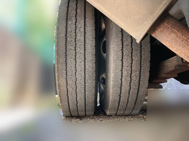 いすゞエルフローダーダンプ小型（2t・3t）[写真10]