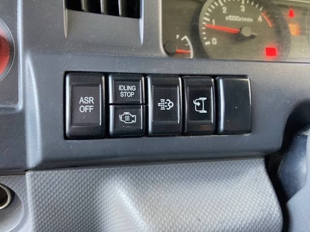 いすゞエルフローダーダンプ小型（2t・3t）[写真28]