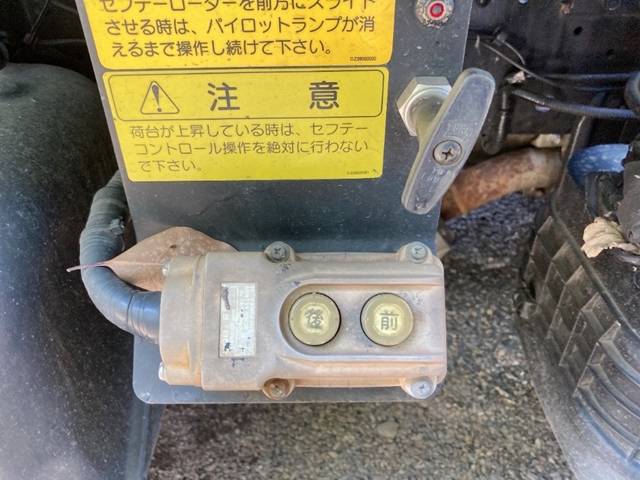 いすゞエルフローダーダンプ小型（2t・3t）[写真05]