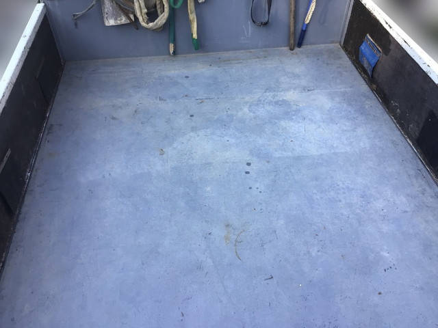 いすゞエルフクレーン4段小型（2t・3t）[写真08]