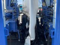 いすゞエルフセルフクレーン4段小型（2t・3t）[写真14]