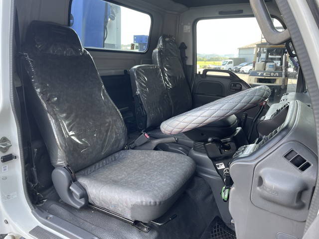 いすゞエルフセルフクレーン4段小型（2t・3t）[写真28]