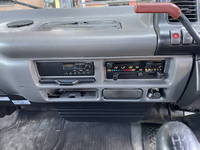 いすゞエルフセルフクレーン4段小型（2t・3t）[写真32]