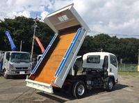 いすゞフォワードダンプ中型（4t）[写真02]