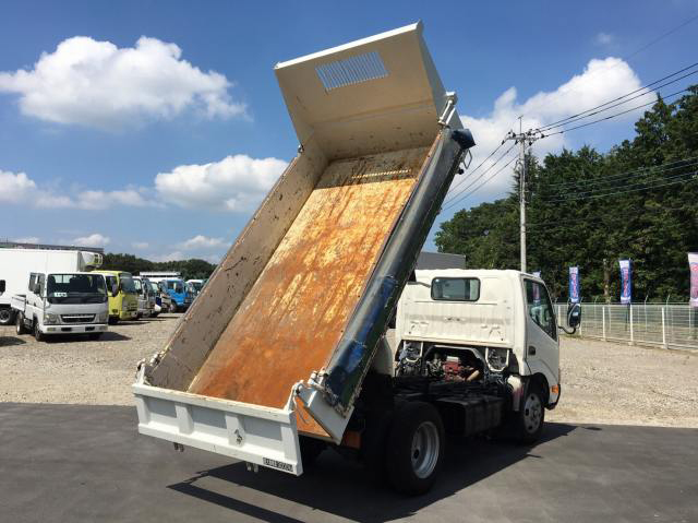 日野デュトロダンプ小型（2t・3t）[写真02]