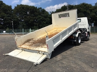 日野デュトロローダーダンプ小型（2t・3t）[写真02]