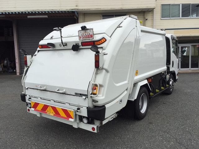 いすゞエルフパッカー車（塵芥車）小型（2t・3t）[写真02]