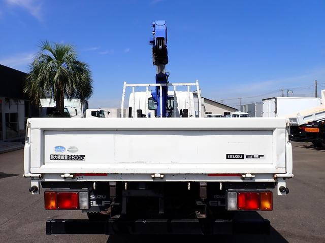 いすゞエルフクレーン4段小型（2t・3t）[写真07]