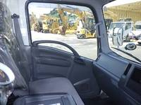 いすゞエルフアルミブロック小型（2t・3t）[写真18]