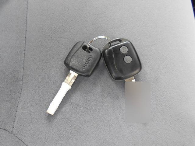 いすゞエルフ平ボディ小型（2t・3t）[写真08]