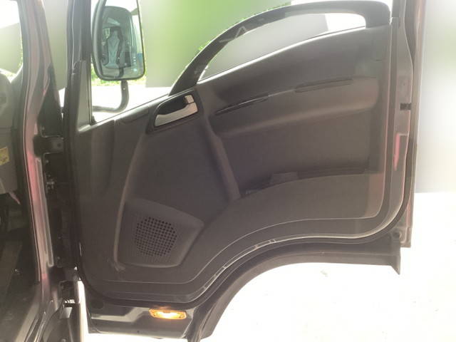 いすゞエルフアルミブロック小型（2t・3t）[写真25]