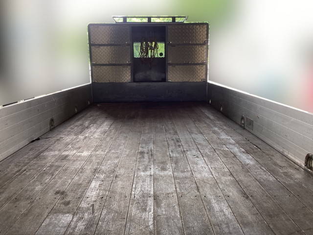 いすゞエルフアルミブロック小型（2t・3t）[写真08]