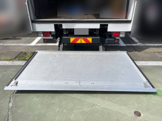 日野レンジャーアルミウイング中型（4t）[写真14]