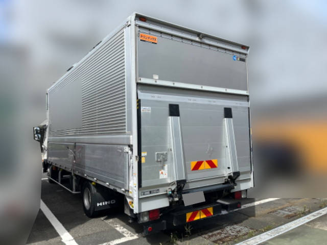 日野レンジャーアルミウイング中型（4t）[写真02]