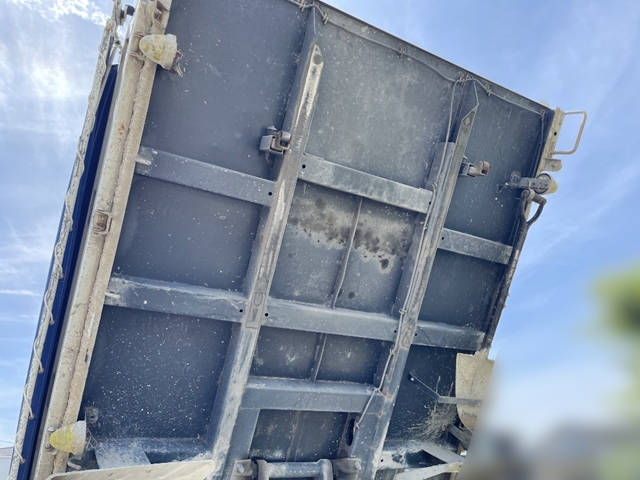 いすゞエルフダンプ小型（2t・3t）[写真11]