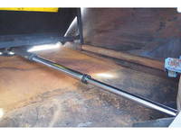 いすゞエルフパッカー車（塵芥車）小型（2t・3t）[写真11]