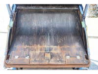 いすゞエルフパッカー車（塵芥車）小型（2t・3t）[写真13]