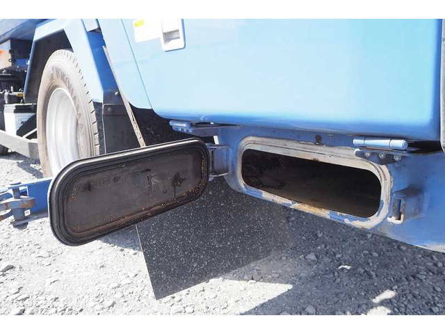 いすゞエルフパッカー車（塵芥車）小型（2t・3t）[写真24]