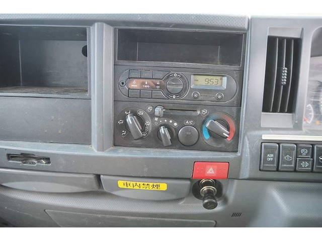 いすゞエルフパッカー車（塵芥車）小型（2t・3t）[写真36]