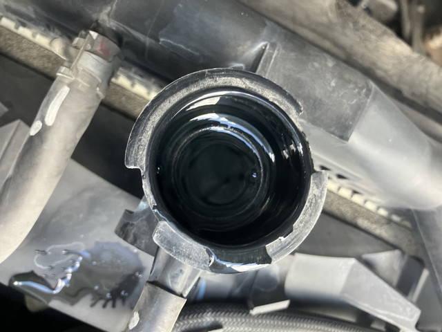 日野レンジャー冷凍車（冷蔵車）中型（4t）[写真21]