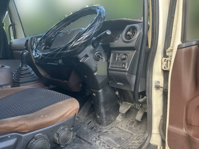 日野レンジャー冷凍車（冷蔵車）中型（4t）[写真24]