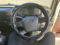 日野レンジャー冷凍車（冷蔵車）中型（4t）[写真28]