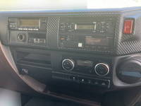 日野レンジャー冷凍車（冷蔵車）中型（4t）[写真32]