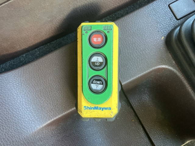 日野レンジャー冷凍車（冷蔵車）中型（4t）[写真34]