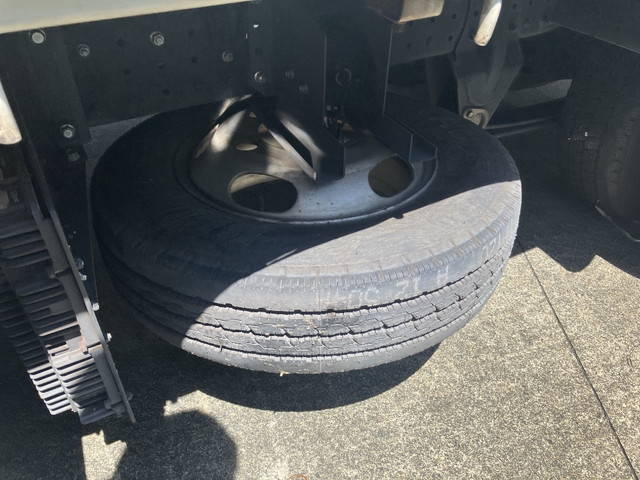 三菱ふそうキャンター幌車小型（2t・3t）[写真10]