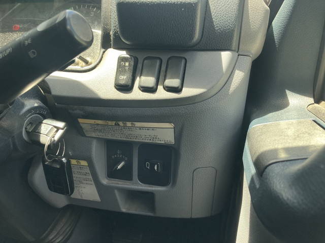 三菱ふそうキャンター幌車小型（2t・3t）[写真21]