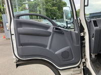 いすゞエルフアルミバン小型（2t・3t）[写真26]