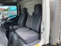 いすゞエルフアルミバン小型（2t・3t）[写真28]