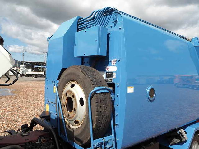 日野デュトロパッカー車（塵芥車）小型（2t・3t）[写真21]