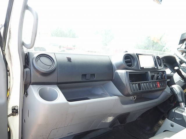 日野デュトロパッカー車（塵芥車）小型（2t・3t）[写真35]