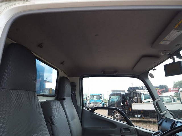 日野デュトロパッカー車（塵芥車）小型（2t・3t）[写真37]