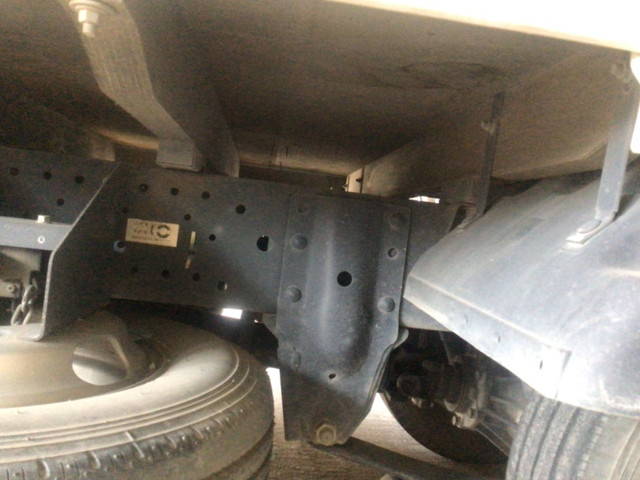 いすゞエルフ平ボディ小型（2t・3t）[写真13]