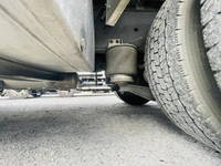 いすゞギガアルミウイング大型（10t）[写真10]