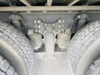 いすゞギガアルミウイング大型（10t）[写真11]