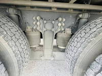 いすゞギガアルミウイング大型（10t）[写真15]