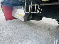 いすゞギガアルミウイング大型（10t）[写真16]