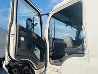 いすゞギガアルミウイング大型（10t）[写真26]