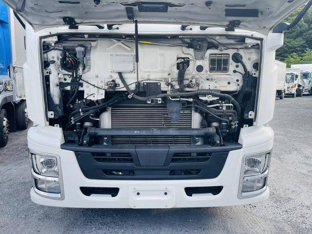 いすゞギガアルミウイング大型（10t）[写真36]