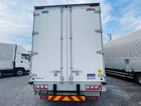 いすゞギガアルミウイング大型（10t）[写真05]