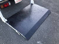 いすゞエルフダブルキャブ（Wキャブ）小型（2t・3t）[写真18]