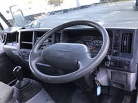 いすゞエルフダブルキャブ（Wキャブ）小型（2t・3t）[写真35]