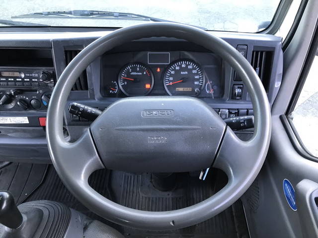 いすゞエルフダブルキャブ（Wキャブ）小型（2t・3t）[写真36]