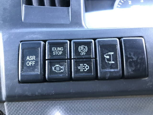 いすゞエルフダブルキャブ（Wキャブ）小型（2t・3t）[写真39]