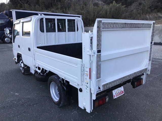 いすゞエルフダブルキャブ（Wキャブ）小型（2t・3t）[写真04]